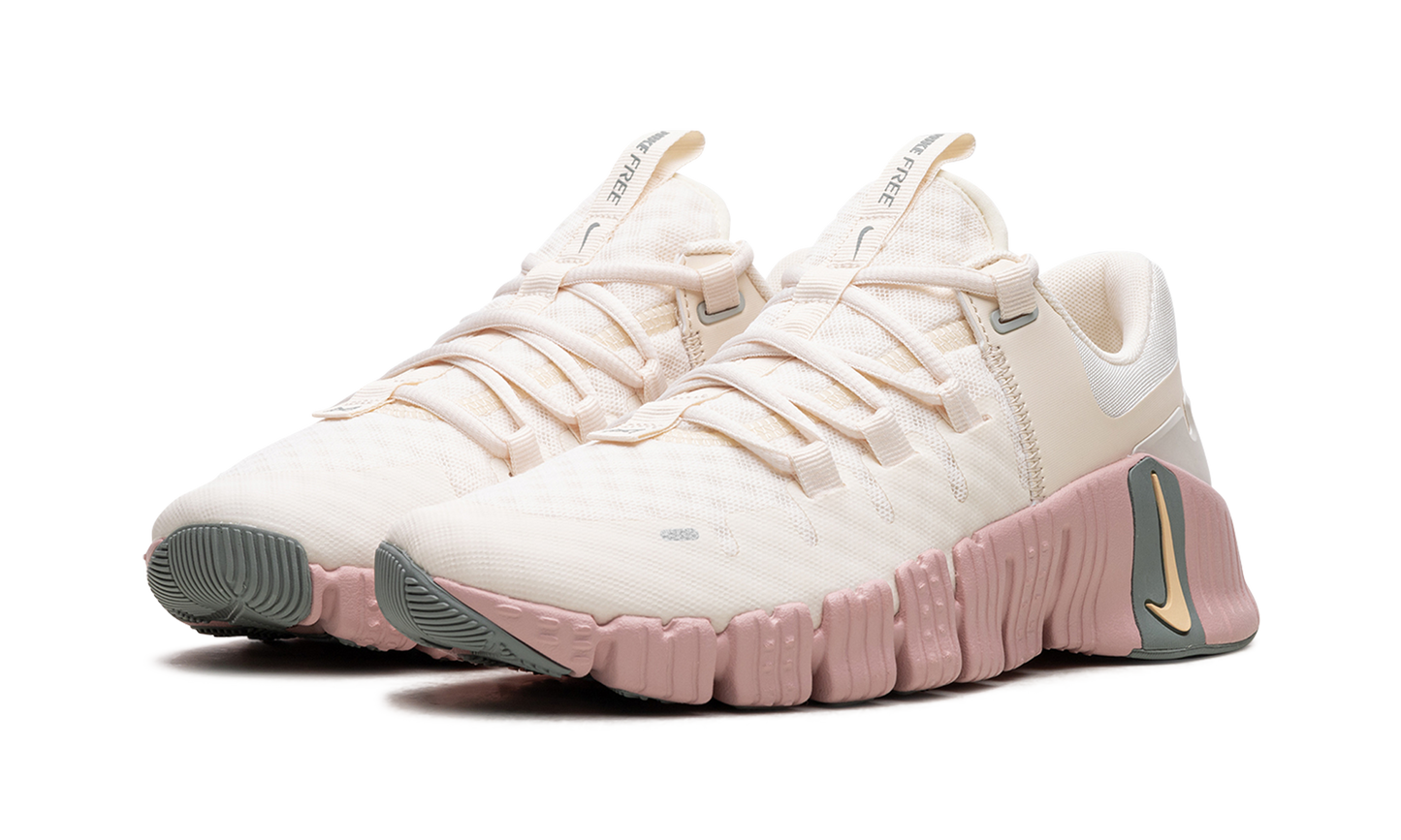 FREE METCON 5 WMNS"Pale Ivory" DV3950 102