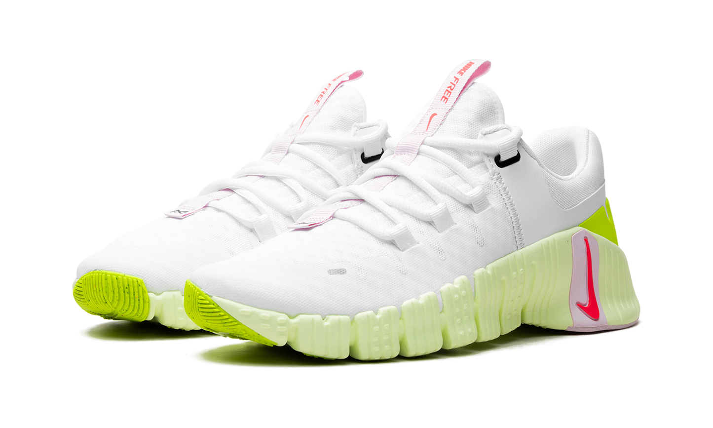 Free Metcon 5 WMNS"Barely Volt Pink Foam" DV3950 104