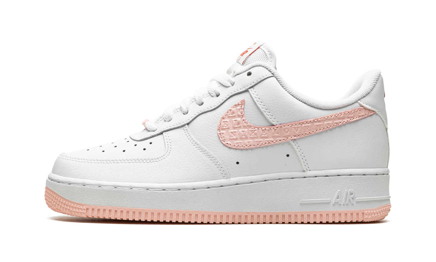 AIR FORCE 1 LO MNS WMNS"Valentine's Day 2022" DQ9320 100