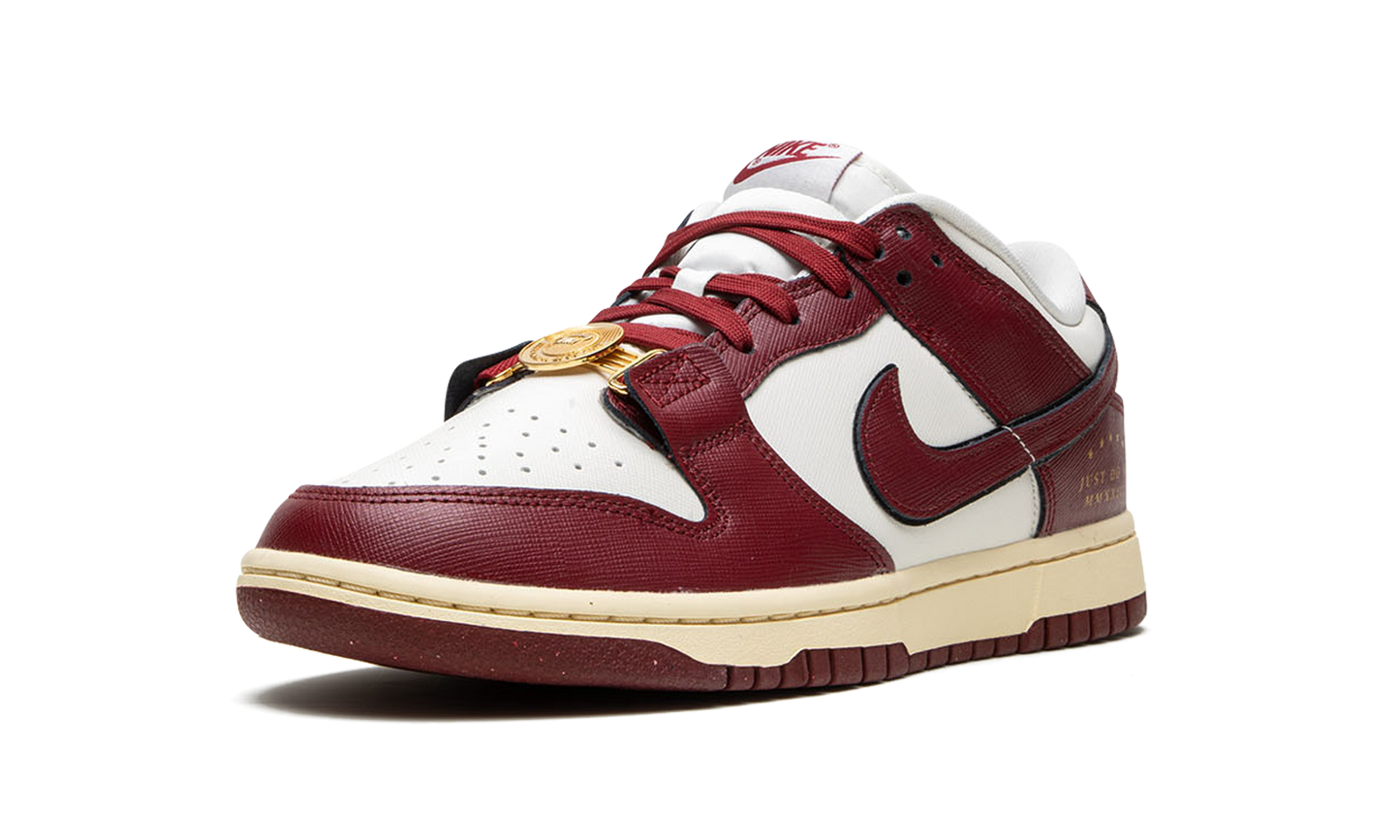DUNK LOW WMNS"Just Do it - Team Red" DV1160 101
