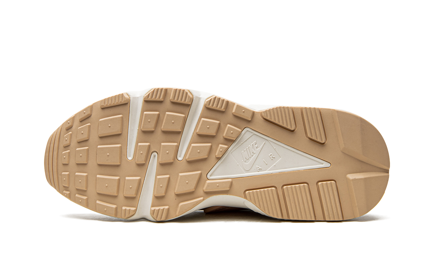 AIR HUARACHE SE WMNS"Sun Club" DQ0117 100