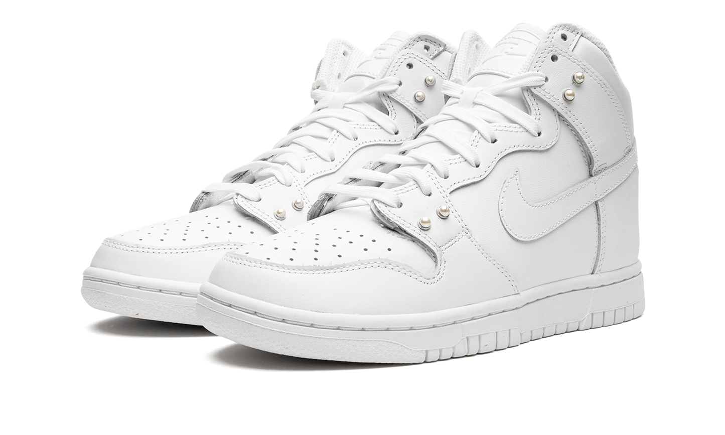 DUNK HIGH SE MNS WMNS"Pearl White" DM7607 100
