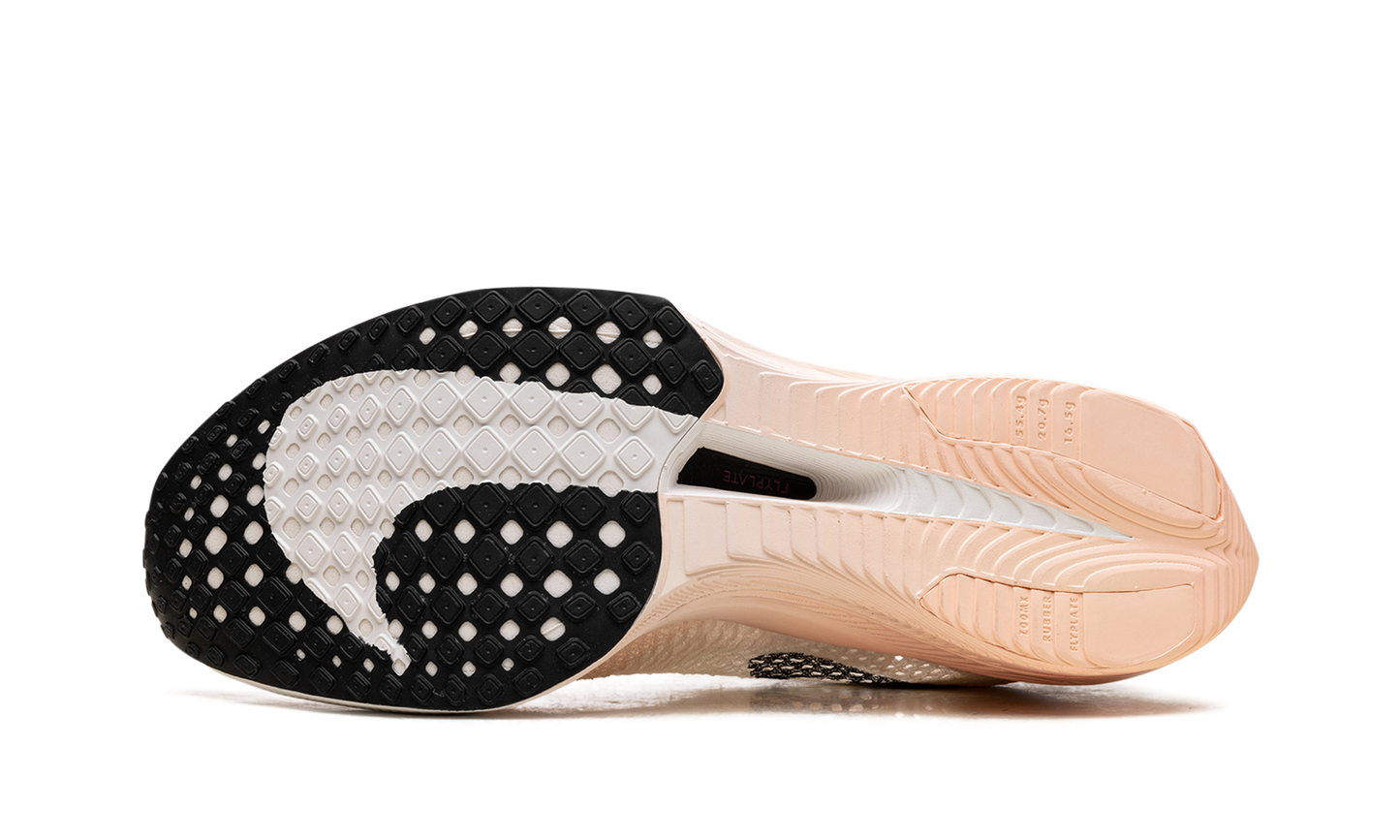 ZoomX Invincible Run 3 WMNS"Sail Guava Ice" DV4130 103