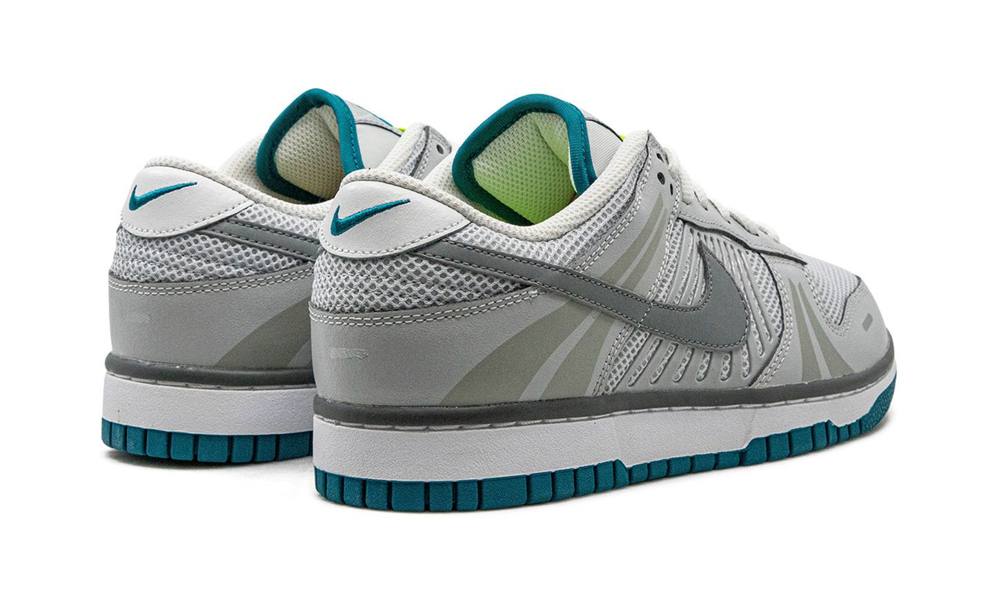 DUNK LO SE WMNS"Vomero - Timeless" FJ5473 099