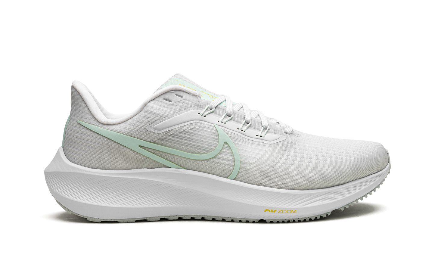 AIR ZOOM PEGASUS 39 MNS WMNS"Barely Green" DH4072 102