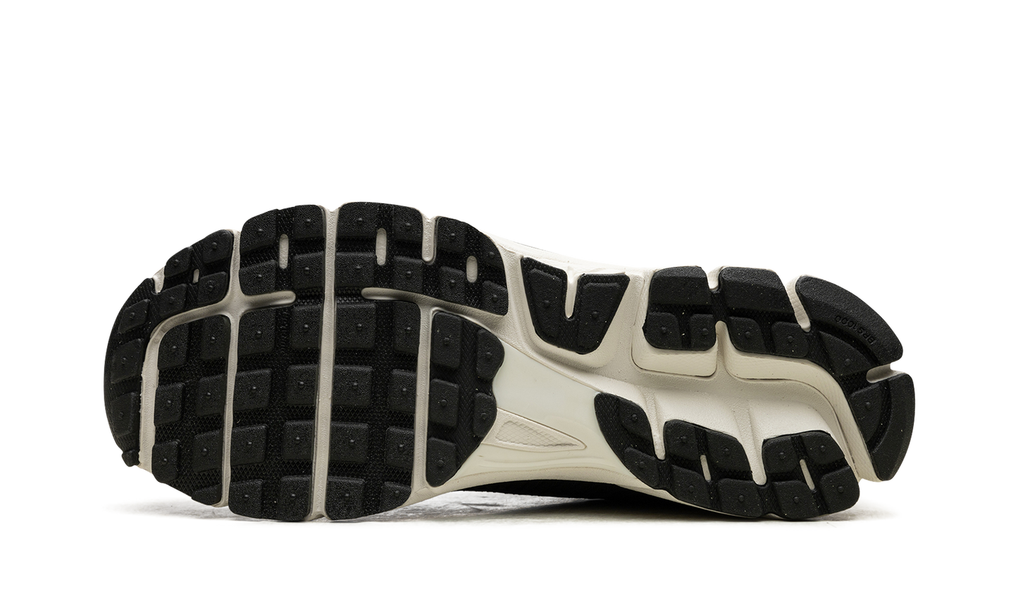ZOOM VOMERO 5 WMNS"Sequoia" FQ8898 325