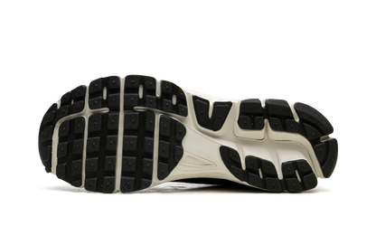 ZOOM VOMERO 5 WMNS"Sequoia" FQ8898 325