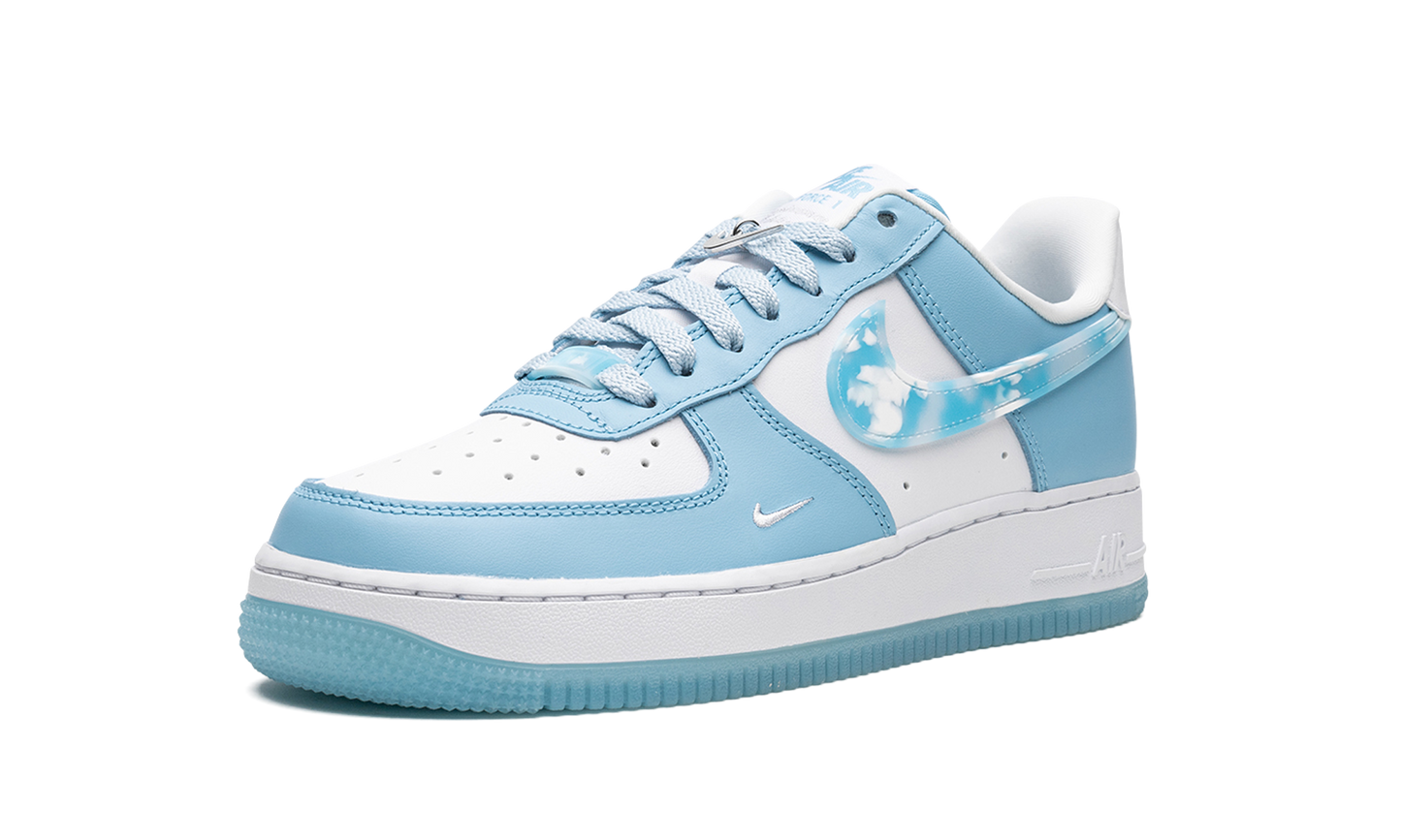 AIR FORCE 1'07 LX MNS WMNS"Nail Art White Blue" DX2937 100