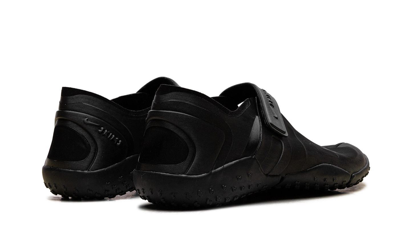 Air Rift Satin WMNS"SKIMS - Black" IQ7158 001