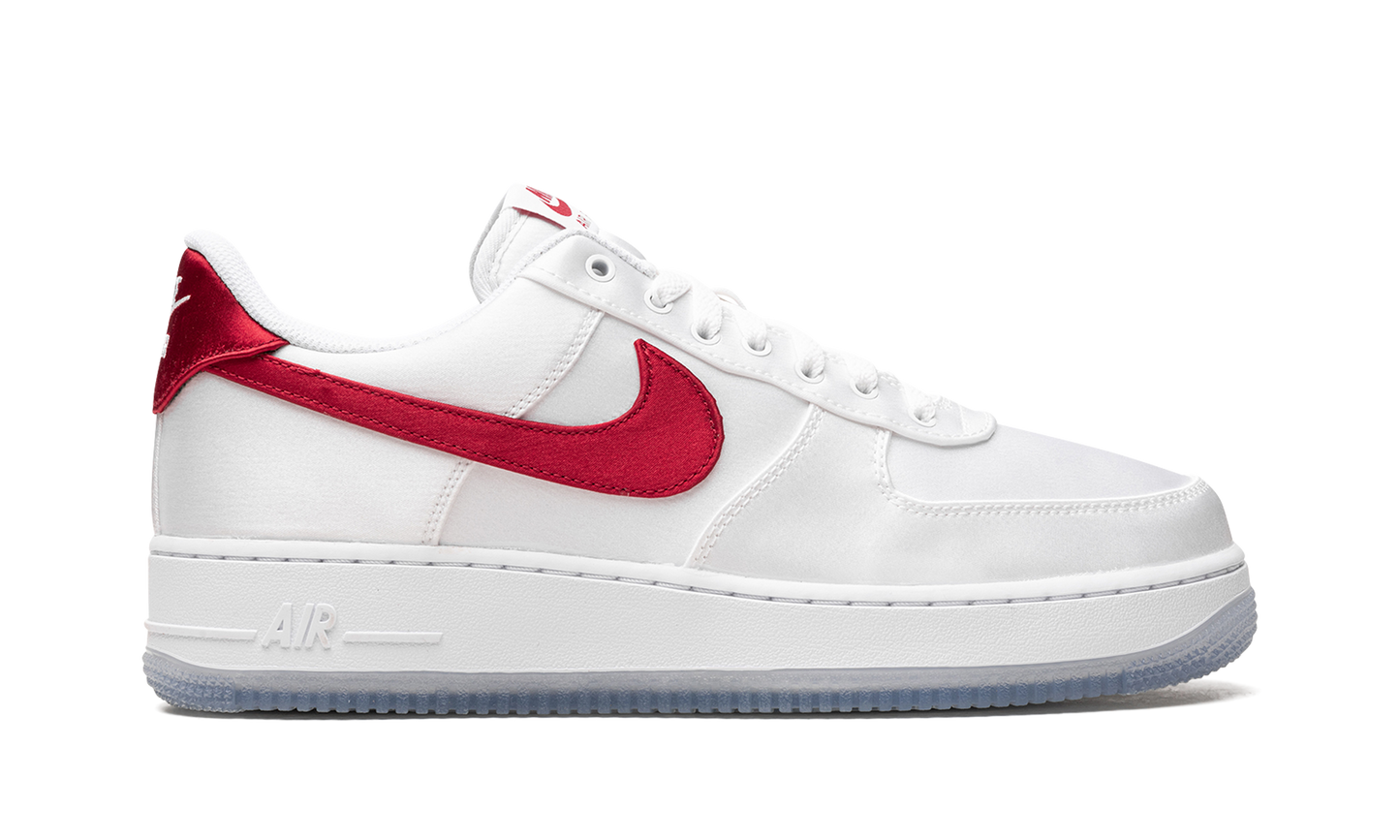 AIR FORCE 1 LO'07 WMNS"Satin White Varsity Red" DX6541 100